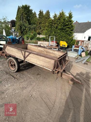VINTAGE BEET TRAILER