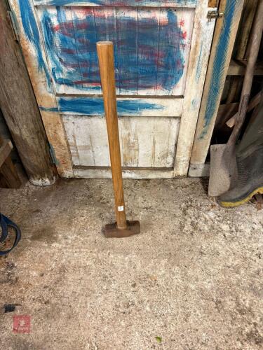 8/10LB SLEDGE HAMMER