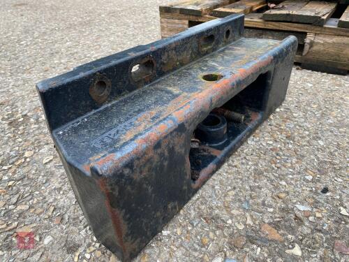 NEW HOLLAND WEIGHT CARRIER