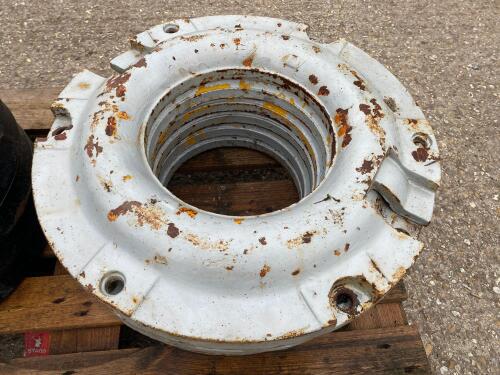 6 FORD TRACTOR WHEEL WEIGHTS