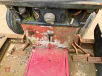 INTERNATIONAL 574 2WD TRACTOR (S/R) - 8