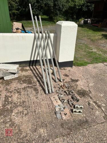 5 SCAFFOLD POLES