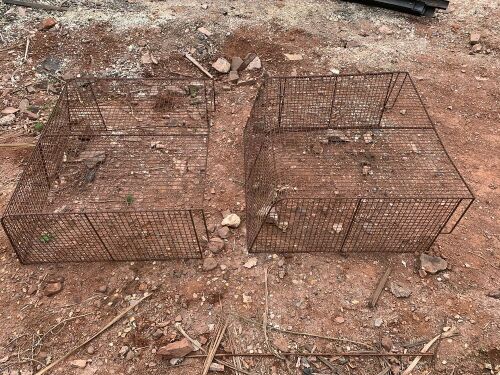 2 METAL CAGES