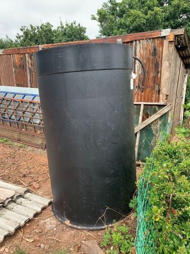 LARGE PLASTIC TANK