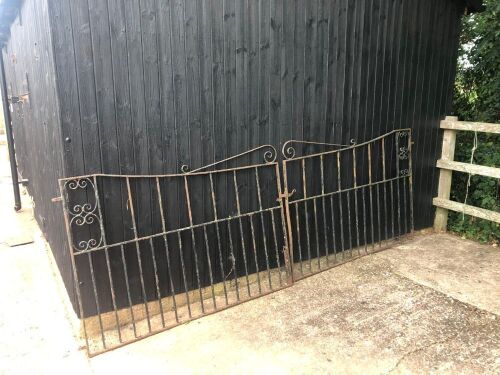 GARDEN GATES