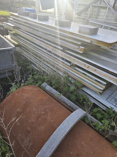 16 INSULATED ROOFING SHEETS