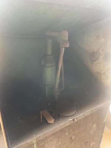 OIL DISPENSER