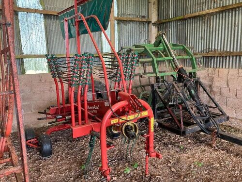 2010 KVERNELAND 9142 SINGLE ROTOR RAKE