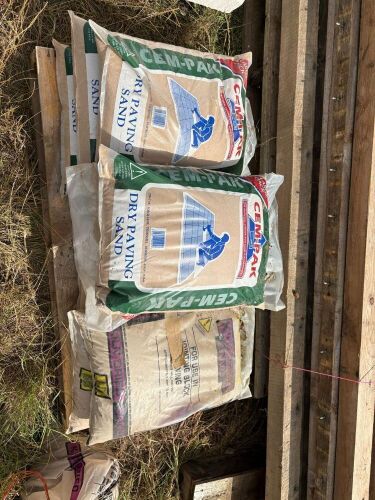 PALLETT OF PAVING SAND (11)