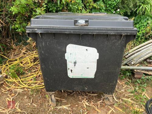 BLACK WHEELIE BIN