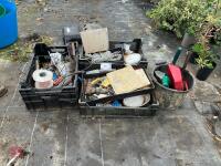 ASSORTED POTTING ACCESSORIES - 5