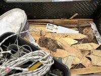 ASSORTED POTTING ACCESSORIES - 8
