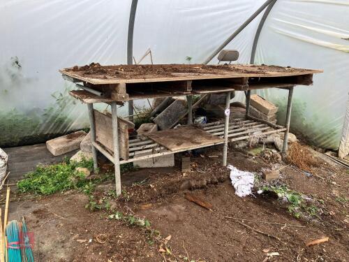 STEEL FRAMED POTTING TABLE