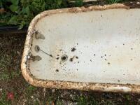 CAST BATH/ PLANTER - 3