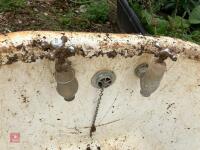 CAST BATH/ PLANTER - 4