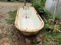 CAST BATH/ PLANTER - 6