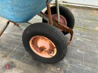 BLUE HIGH CAPACITY BARROW - 6