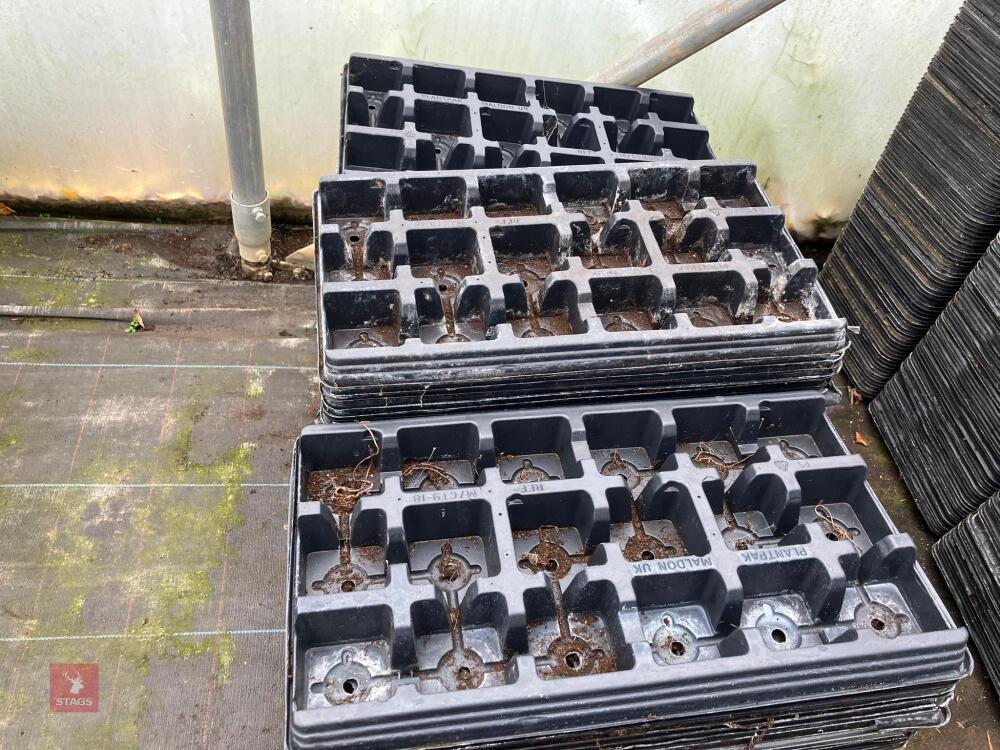 M/CT9-18 POT TRAYS