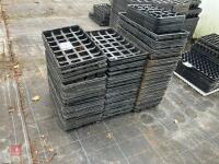 CT7-28 SEED TRAYS - 3