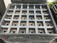 LARGE QTY OF CT7-30 POT TRAYS - 4