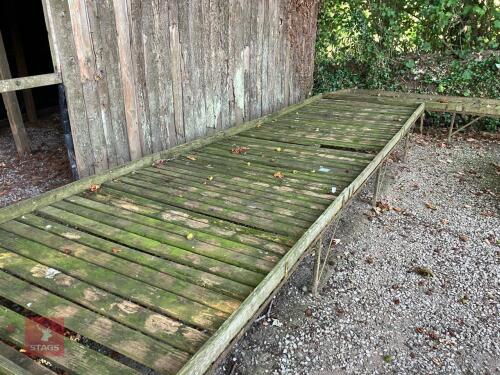 OUTDOOR NURSERY DISPLAY TABLES