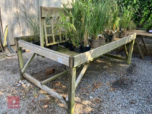 OUTDOOR DISPLAY TABLE