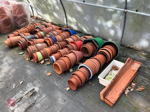 LARGE SELECTIOB OF PLANT POTS