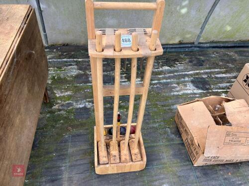 4 CROQUET SET