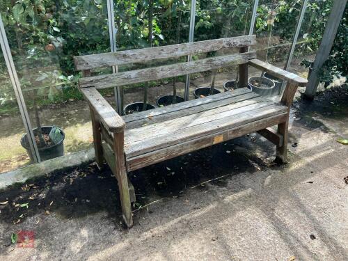 4' x 6'' WOODEN GARDEN BENCH