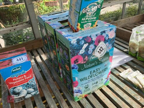 3 X 4KG OF WESTLAND VEGETABLE FEED