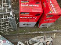 RAT AND MOLE TRAPS - 3