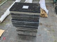 VARIOUS PLUG TRAYS