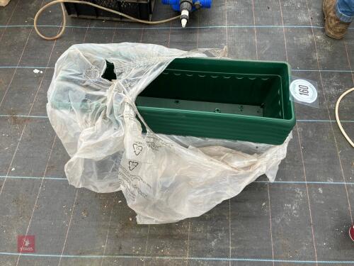 13 X 23'' GREEN PLASTIC PLANTERS