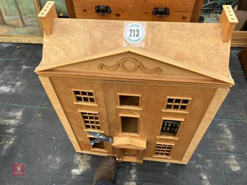 3 STORY DOLLS HOUSE