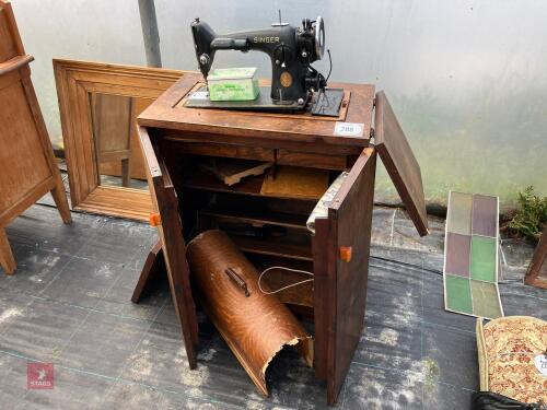 SINGER SEWING MACHINE AND CABINET