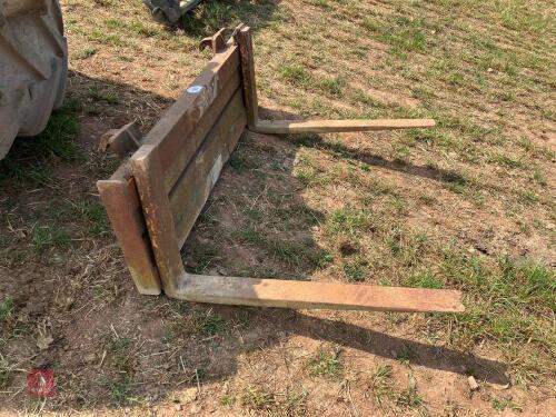 PALLET FORKS ON HOMEMADE FRAME