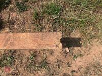 PALLET FORKS ON HOMEMADE FRAME - 3