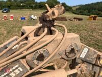 KINSHOFER KM331 BLOCK/BAG LIFTER - 4