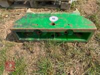 JD TOMBSTONE FRONT WEIGHT MOUNTED BLOCK