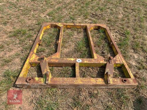 UNIBRACKET FERTILISER BAG HANDLER
