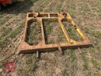 UNIBRACKET FERTILISER BAG HANDLER - 2