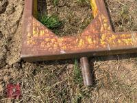 UNIBRACKET FERTILISER BAG HANDLER - 8