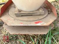 STOCKS SLUG PELLET APPLICATOR (S/R) - 2