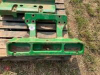 JD FRONT WEIGHT MOUNTING BLOCK - 2