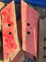 BOX OF VARIUS PLOUGH TIPS/PARTS/SPARES - 4