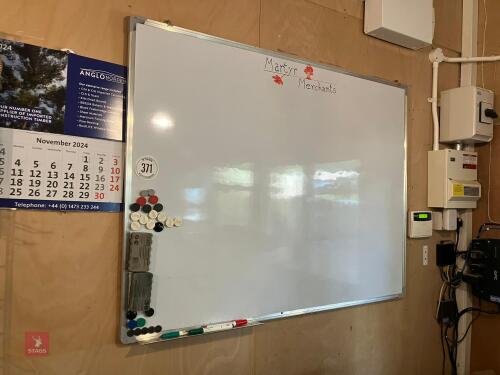4' X 3' WHITEBOARD