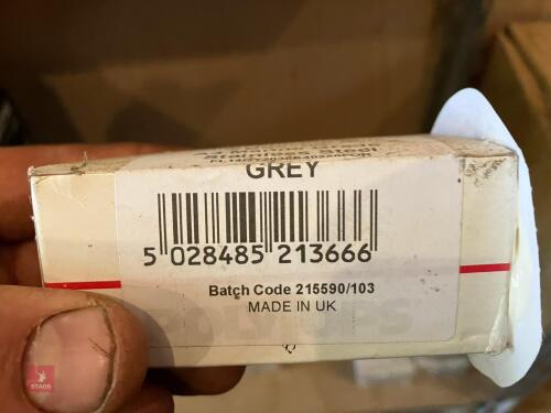4 BOXES OF 30MM POLYTOP PINS