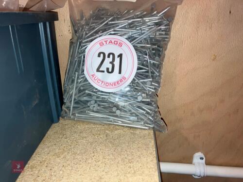 1 X 2.5KG BAGS OF 65 X 2.65MM NAILS