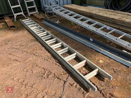 ALUMINIUM EXTENDING LADDER