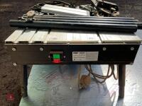 PRT TREND ROUTER TABLE AND DEWALT ROUTER - 14